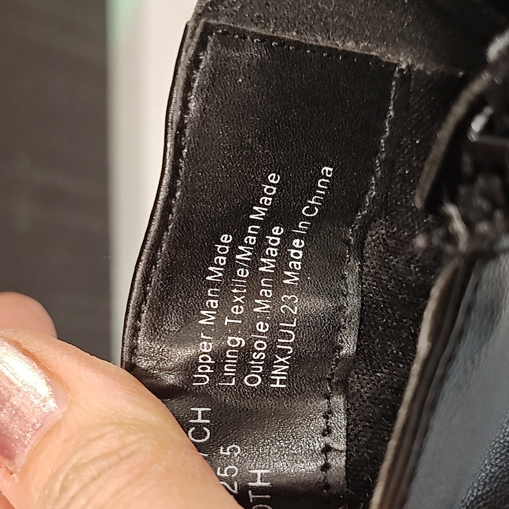 Kenneth Cole Reaction Jenna - Size 9 Medium - Picture 7 of 9
